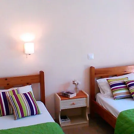 Gorgona & Apartment Ipsos